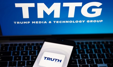 Trump’s Media Firm Partners With Crypto.com, Boosting Market Frenzy